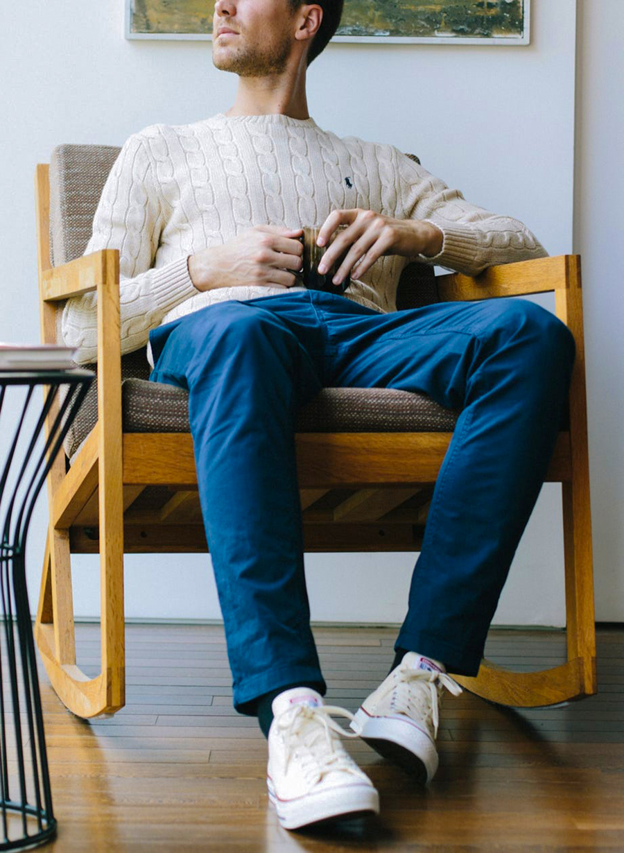 Knit cable jumper, blue chinos, sneakers outfit